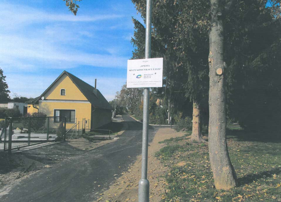 Projekt " Oprava místní komunikace Újezd"